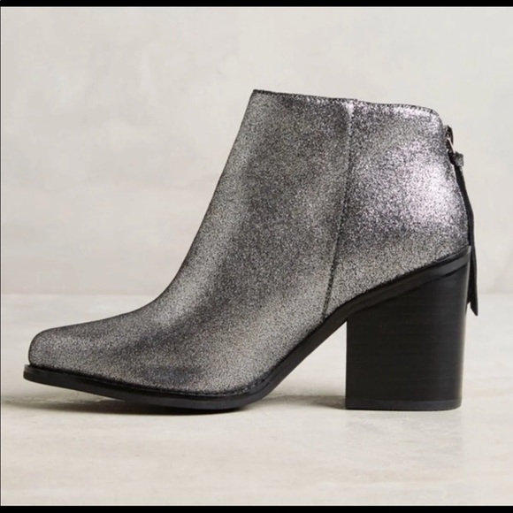 Anthropologie A over A Brook Ankle Boots Booties - Picture 8 of 8